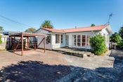 21 Gray Avenue, Paraparaumu Beach, Kapiti Coast, Wellington