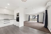 1/42 Pomaria Road, Henderson, Waitakere City, Auckland
