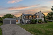 17 Palmetto Place, Goodwood Heights, Manukau City, Auckland