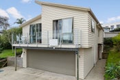 97A Bond Crescent, Forrest Hill, North Shore City, Auckland