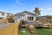 1/9 Kenderdine Road, Papatoetoe, Manukau City, Auckland