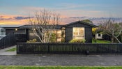 2/11 Blairdon Place, Bishopdale, Christchurch City, Canterbury