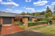1/1 Torvill And Dean Lane, Cashmere, Christchurch City, Canterbury