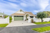 318 Manly Street, Paraparaumu Beach, Kapiti Coast, Wellington