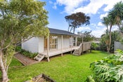 2/95 Ocean View Road, Hillcrest, North Shore City, Auckland