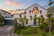 2/953 Beach Road, Torbay, North Shore City, Auckland