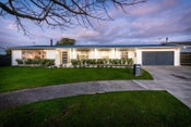 17 Anaru Place, Awapuni, Palmerston North, Manawatu / Whanganui