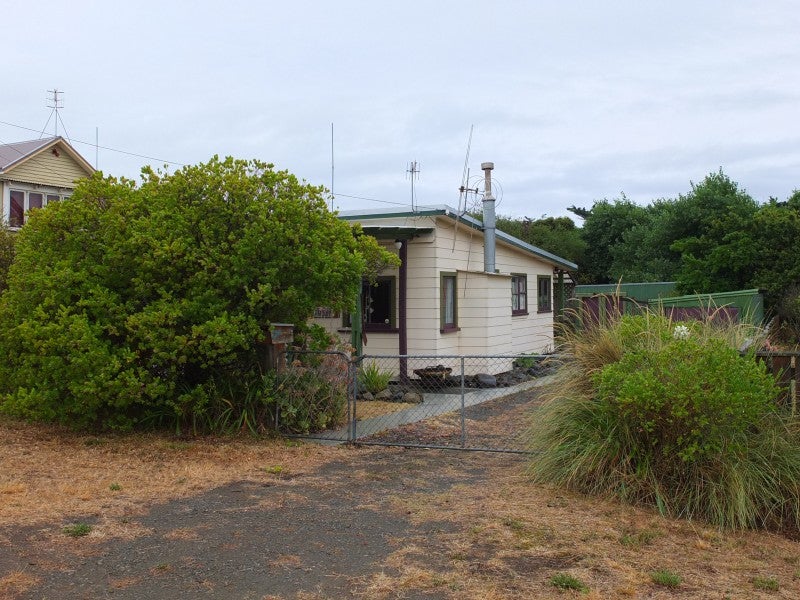 20 Kauwhata Street, Himatangi Beach, Himatangi Beach - Carousel 2