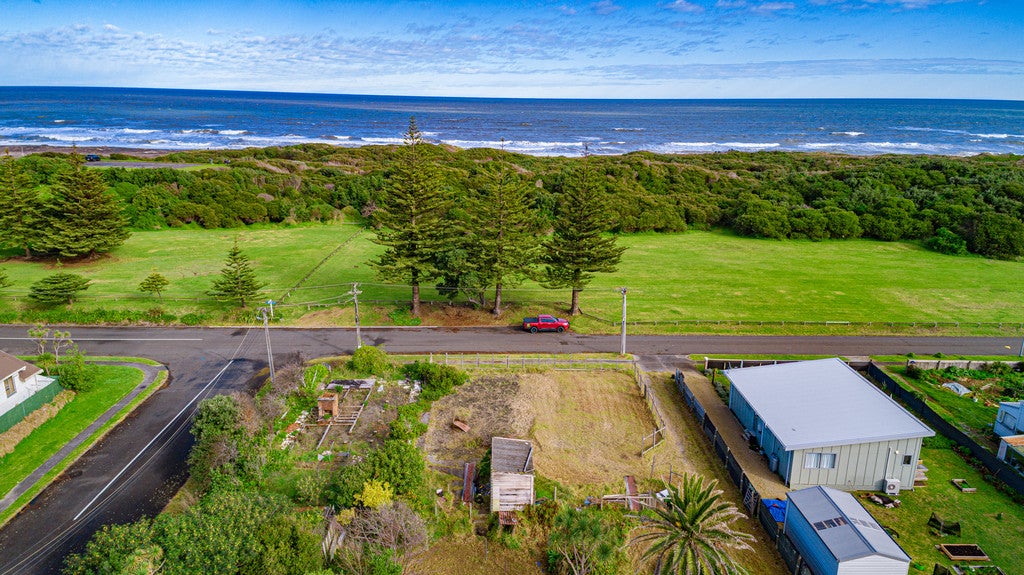 43 Seafront Road, Castlecliff, Whanganui - Carousel 4