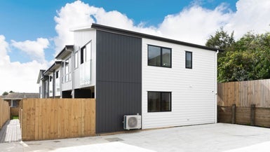 3/43 Savoy Road, Glen Eden, Auckland - Carousel 1