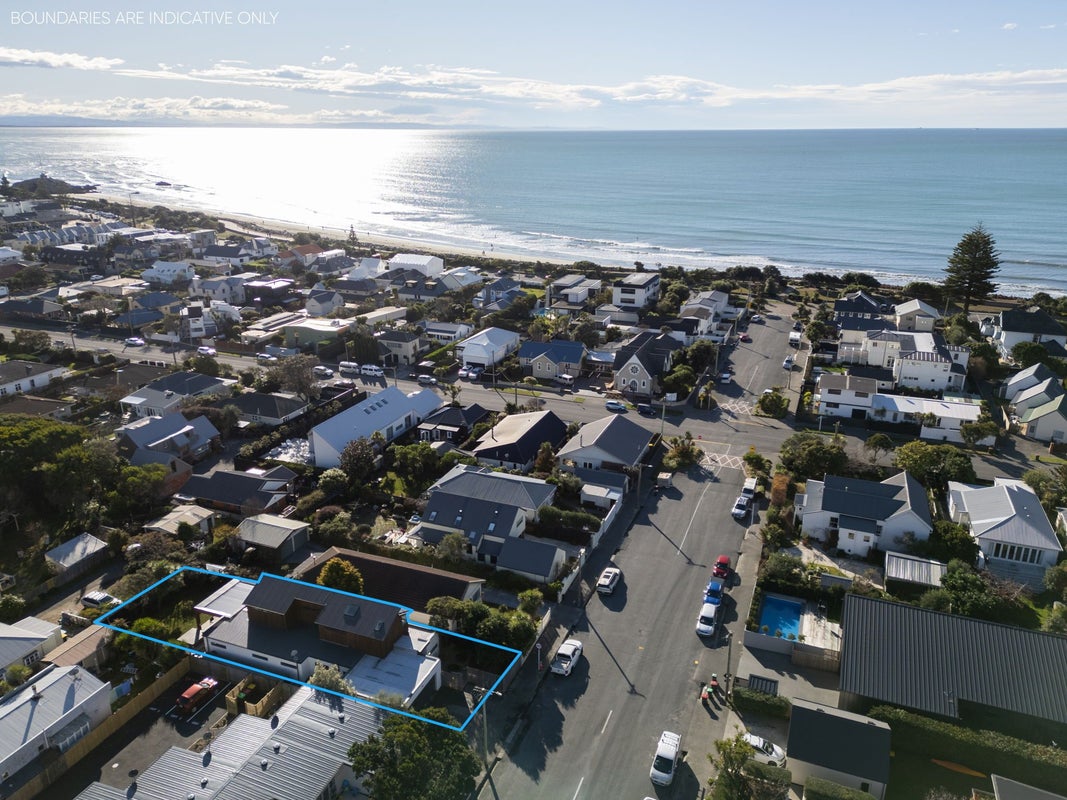 14 Hardwicke Street, Sumner, Christchurch - Carousel 36