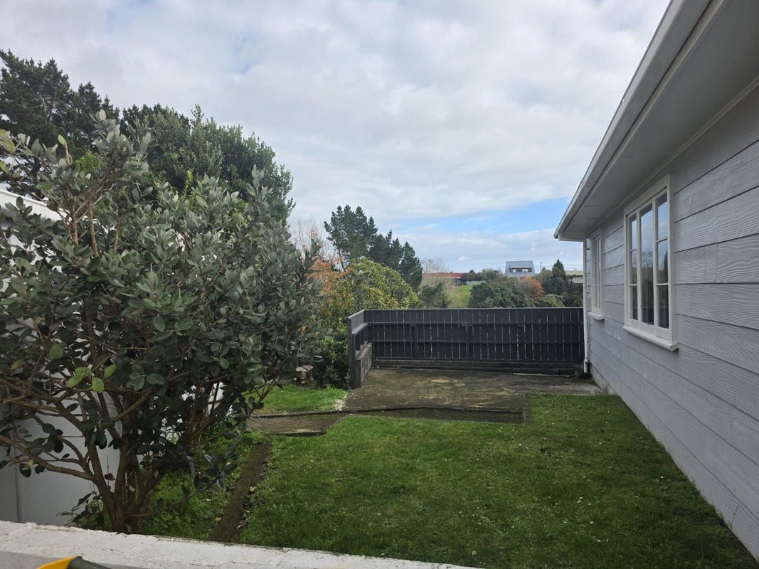 280 Huatoki Street, Upper Vogeltown, New Plymouth - Carousel 15