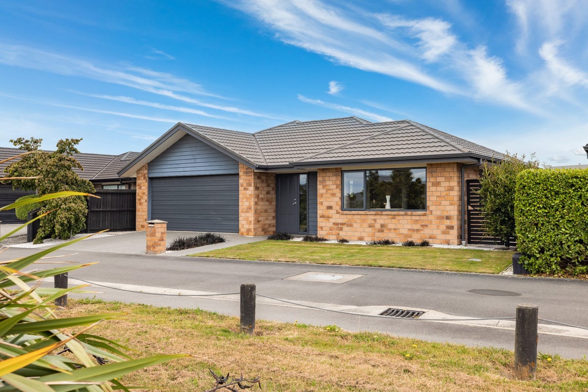 8 Christie Lane, Wigram, Christchurch - Carousel 2
