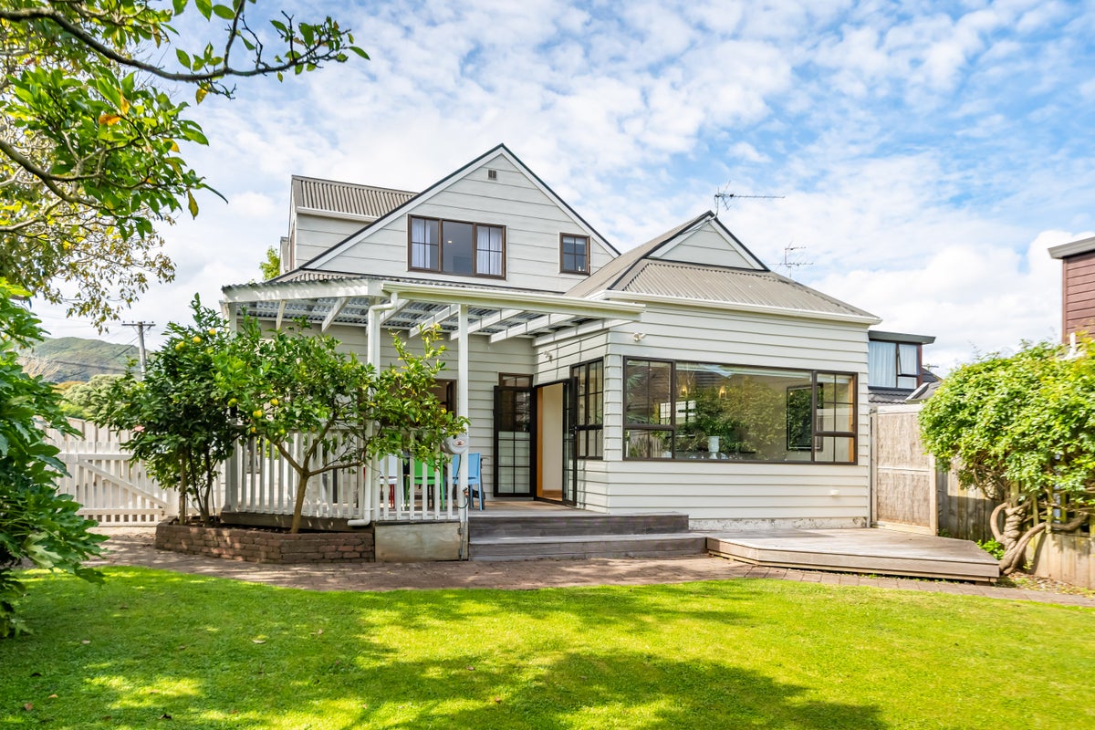 41 Witako Street, Epuni, Lower Hutt - Carousel 1