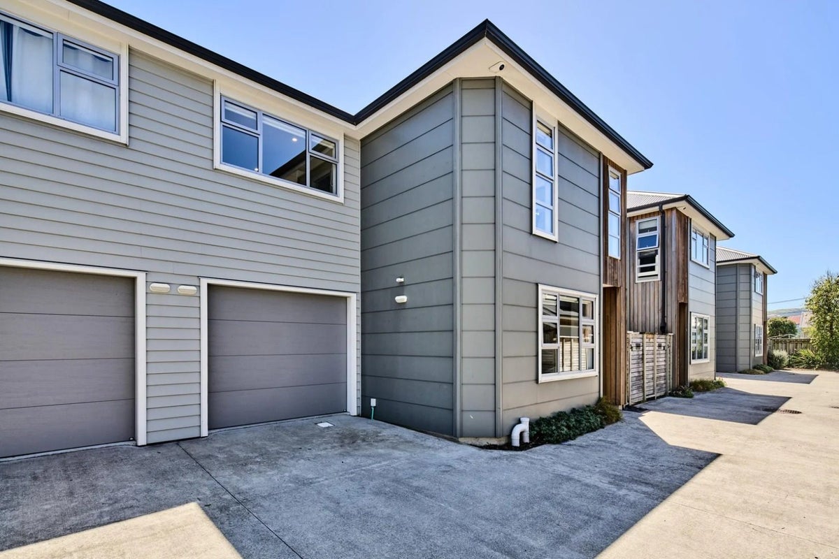 3 Rose Way, Hutt Central, Lower Hutt - Carousel 2
