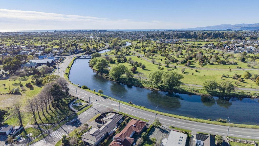 1/20 De Bloge Place, Burwood, Christchurch - Carousel 15