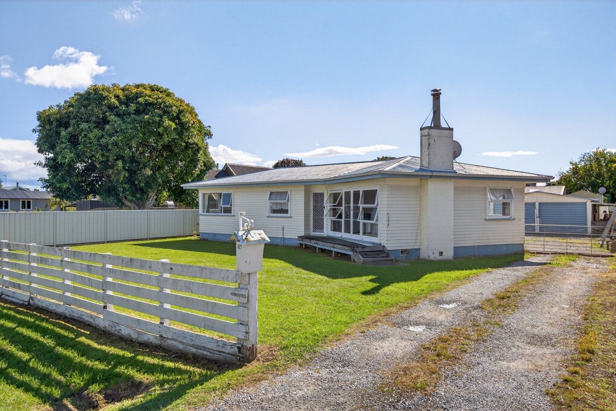 117 Main Road, Makaraka, Gisborne - Carousel 1