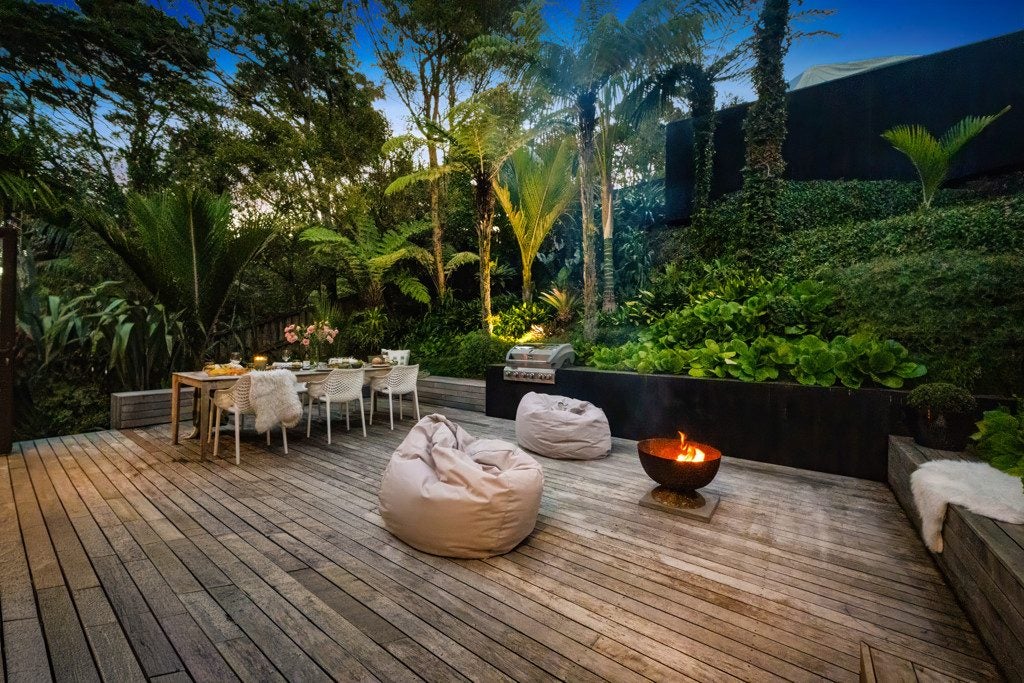 73 Takahe Road, Titirangi, Auckland - Carousel 2