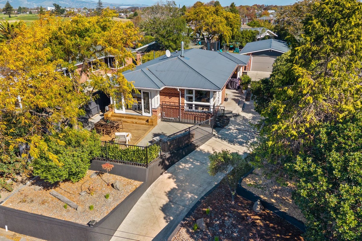 241 Lake Terrace Road, Shirley, Christchurch - Carousel 1