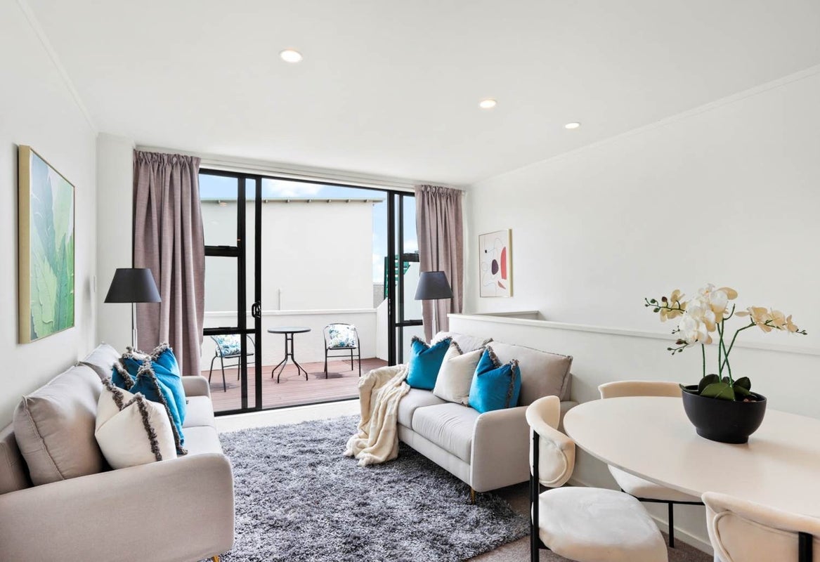 2/561 Blockhouse Bay Road, Blockhouse Bay, Auckland - Carousel 2