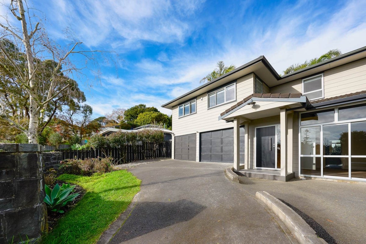 49 Weatherly Road, Torbay, Auckland - Carousel 2