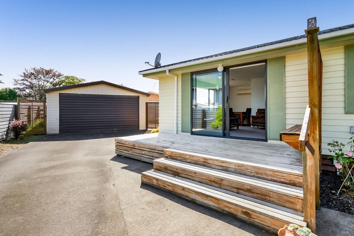 7 Pitt Street, Normanby, Hawera - Carousel 2