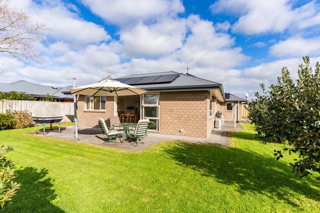 11 Lowburn Avenue, Waipu, Waipu - Carousel 2