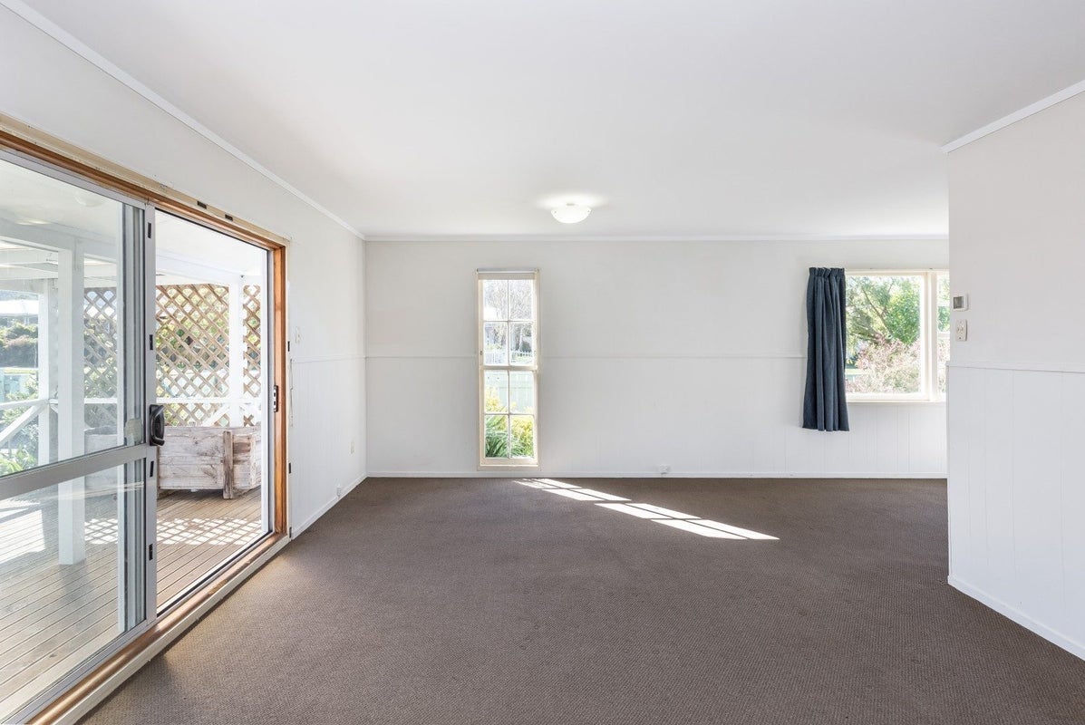 88 Revans Street, Featherston - Carousel 2
