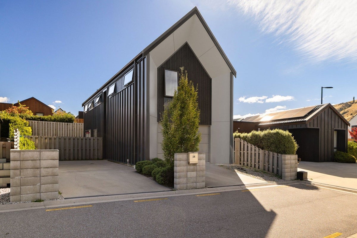 54 Red Cottage Drive, Lake Hayes, Queenstown - Carousel 24