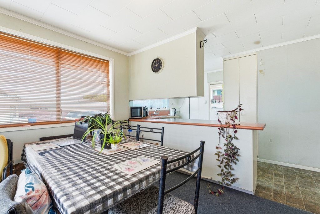 6 Karamu Street, Tawhero, Whanganui - Carousel 2