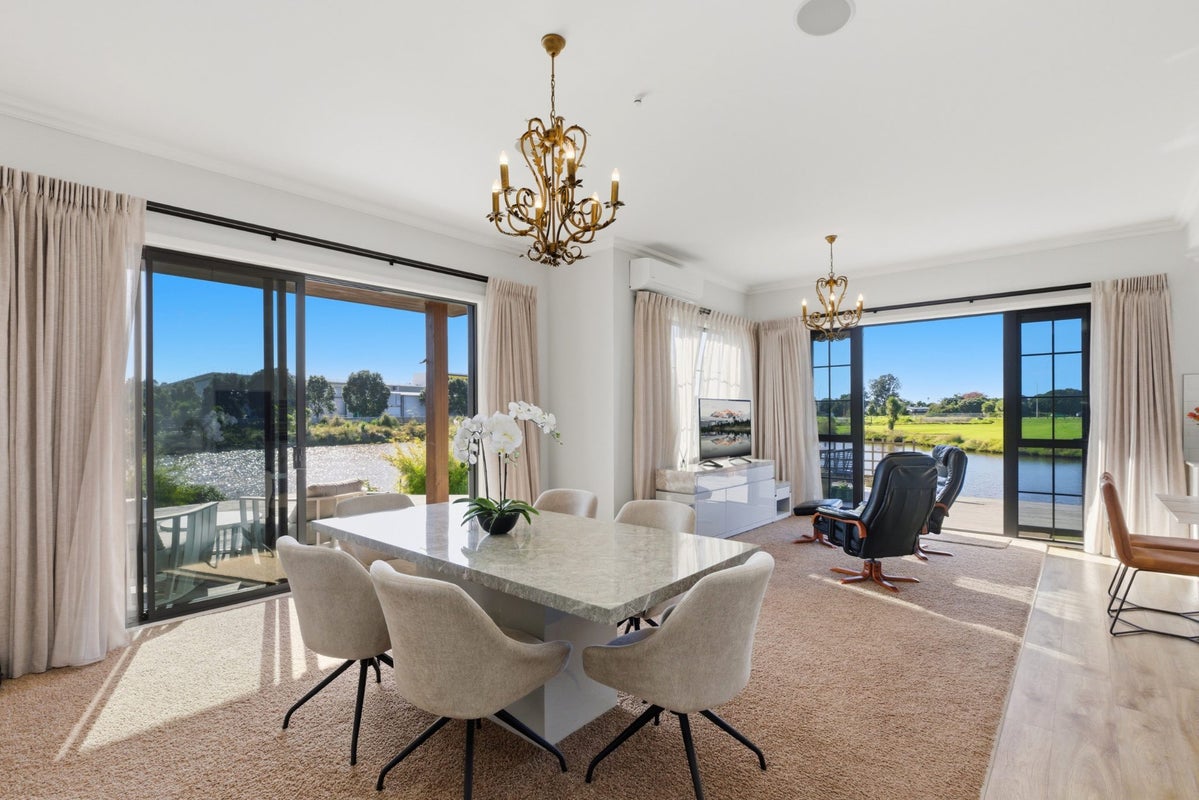 166 Oriental Parade, Papamoa Beach, Papamoa - Carousel 2
