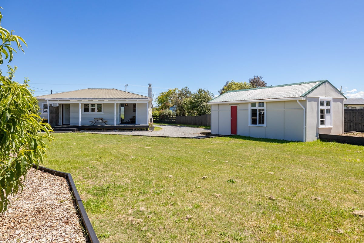 45 Cologne Street, Martinborough - Carousel 2