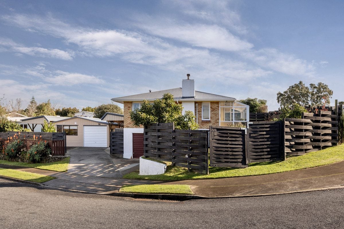 2 Argyll Road, Greerton, Tauranga - Carousel 2