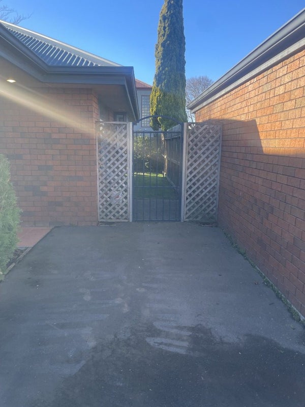 61 Parade Court, Addington, Christchurch - Carousel 23