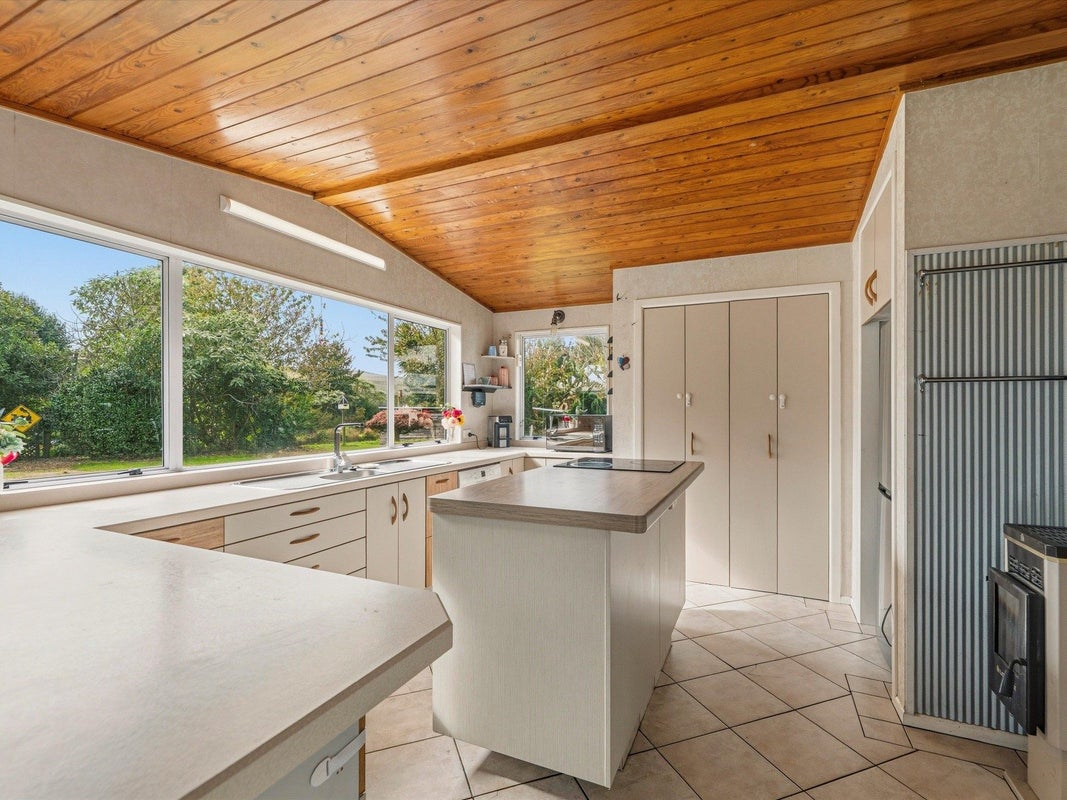 188 Te Puna Road, Te Puna, Tauranga - Carousel 2