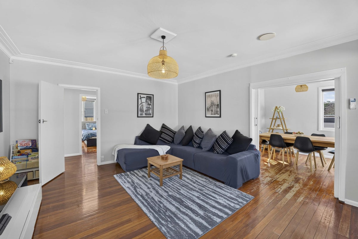 6 Papaku Road, Otahuhu, Auckland - Carousel 2