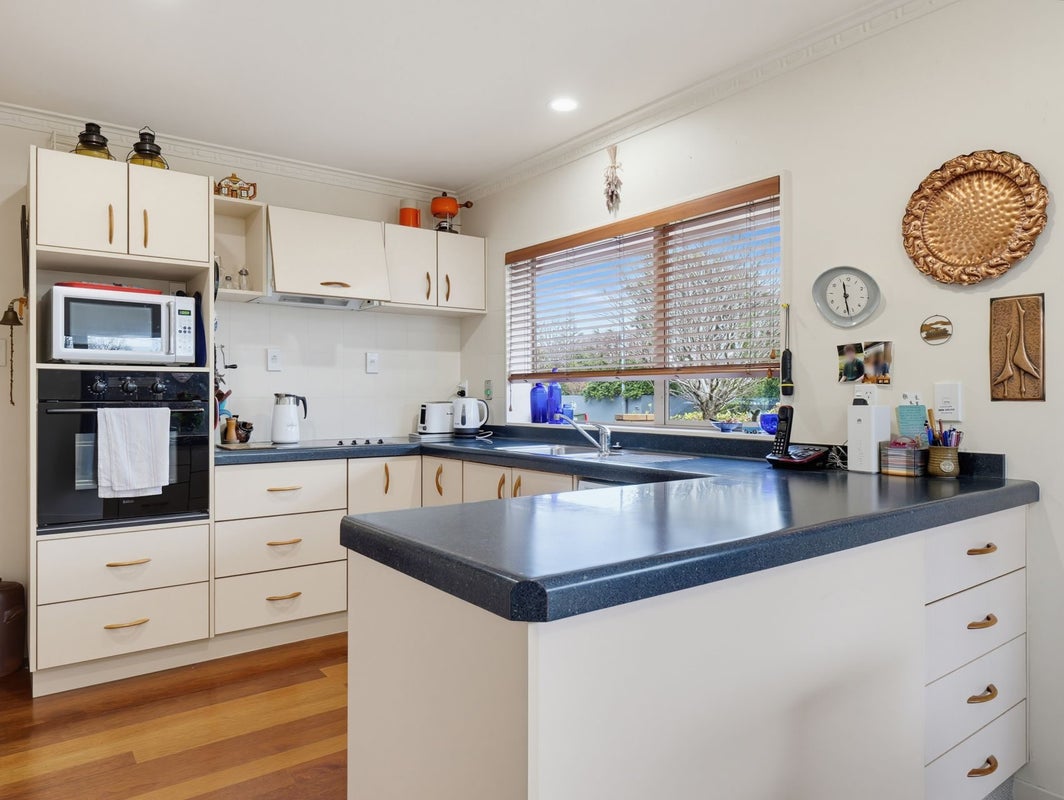 219 Victoria Avenue, Hokowhitu, Palmerston North - Carousel 2
