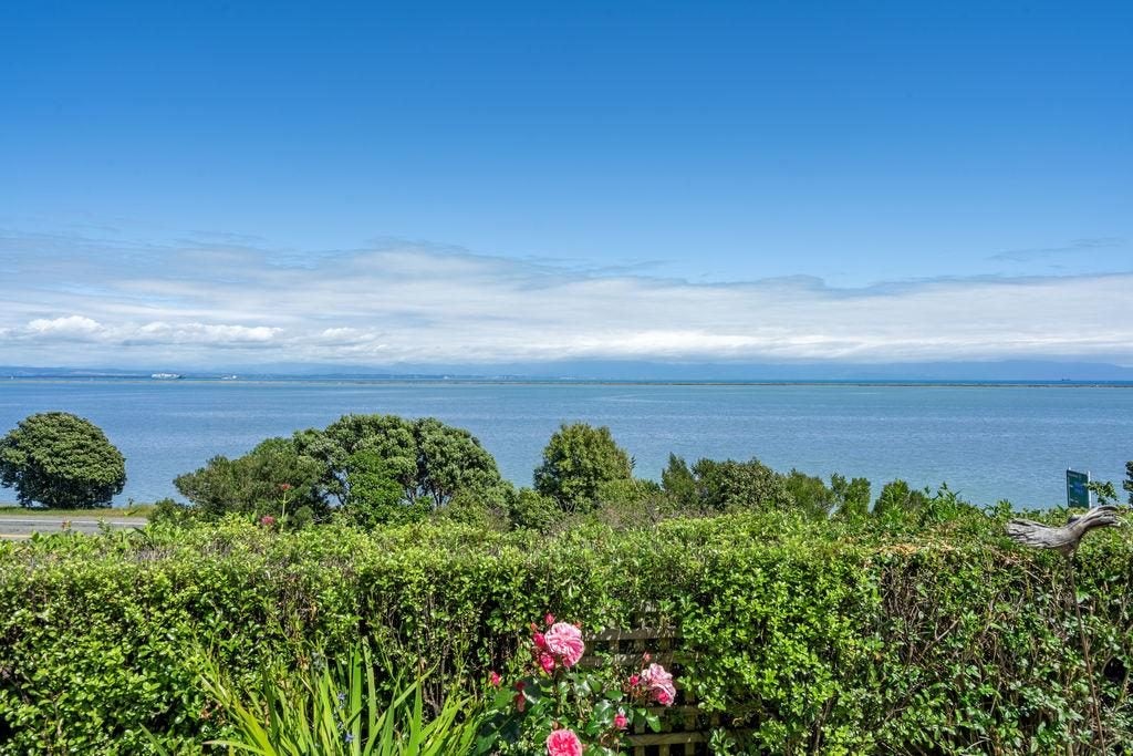 19 Avonbank Place, Marybank, Nelson - Carousel 21