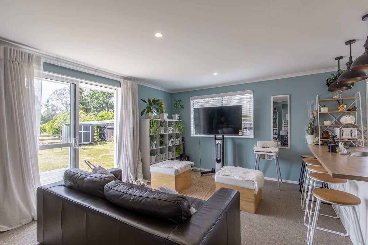 190 Parekaawa Drive, Motuoapa, Turangi - Carousel 1