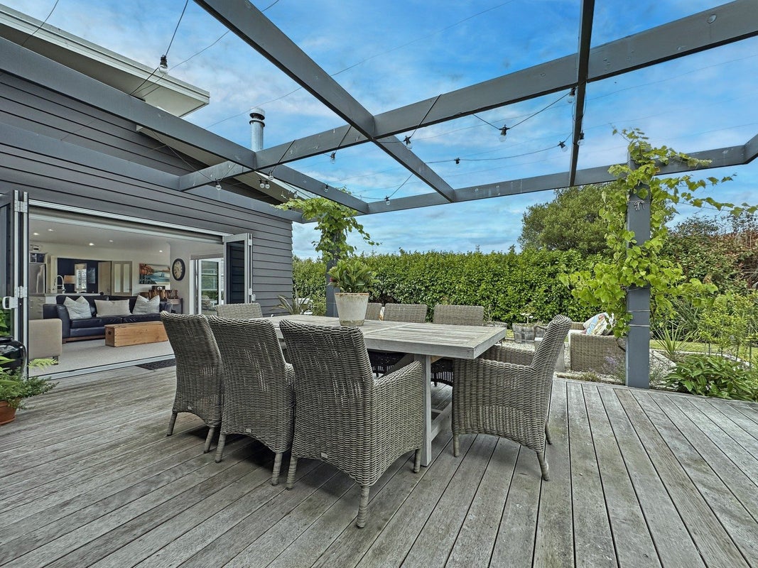 123 Lisland Drive, Kinloch, Taupo - Carousel 1