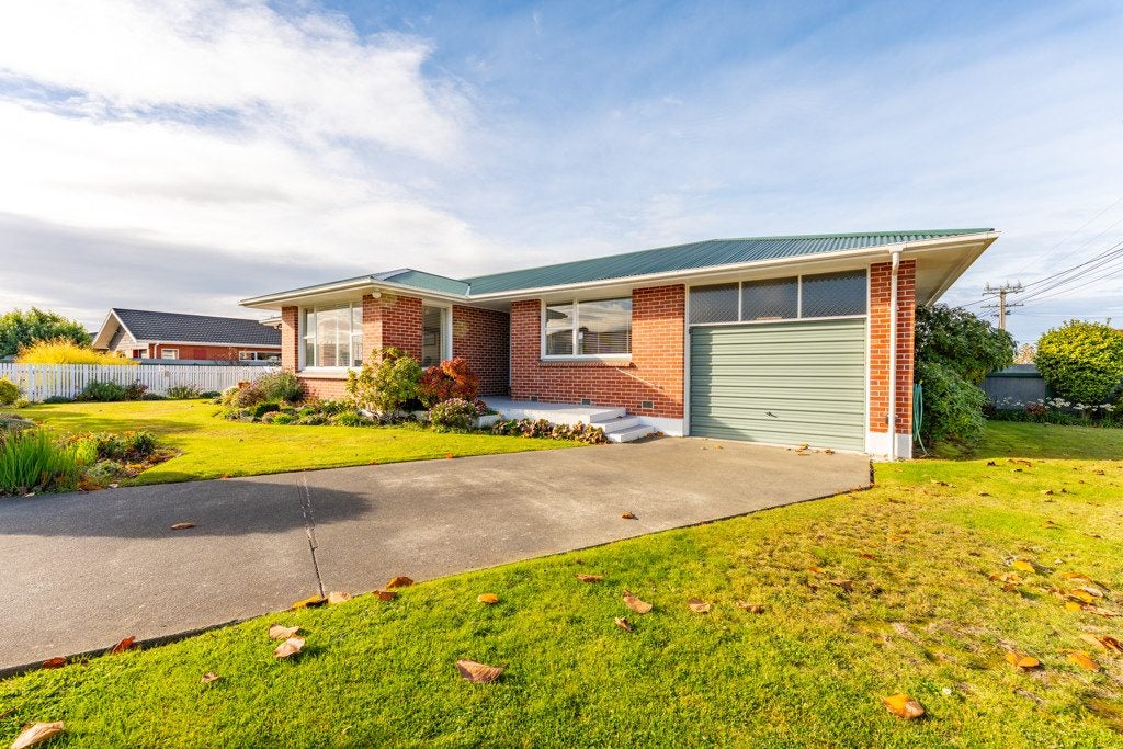 1 Hillsden Place, Glenwood, Timaru - Carousel 1