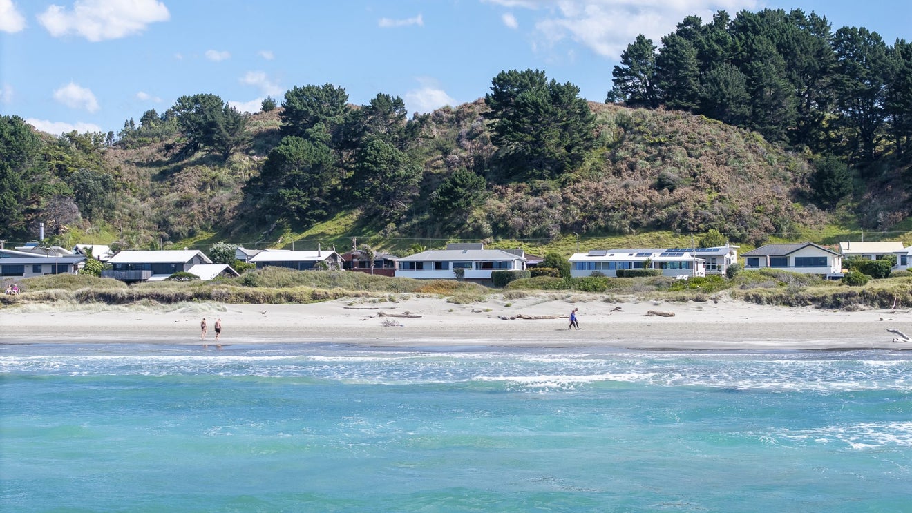 18 Ocean Road, Ohope, Ohope - Carousel 50