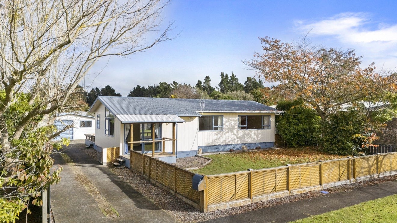 127 Winchester Street, Ashhurst, Ashhurst - Carousel 21