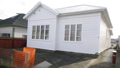 3 Levy Street, Mount Victoria, Wellington - Carousel 1