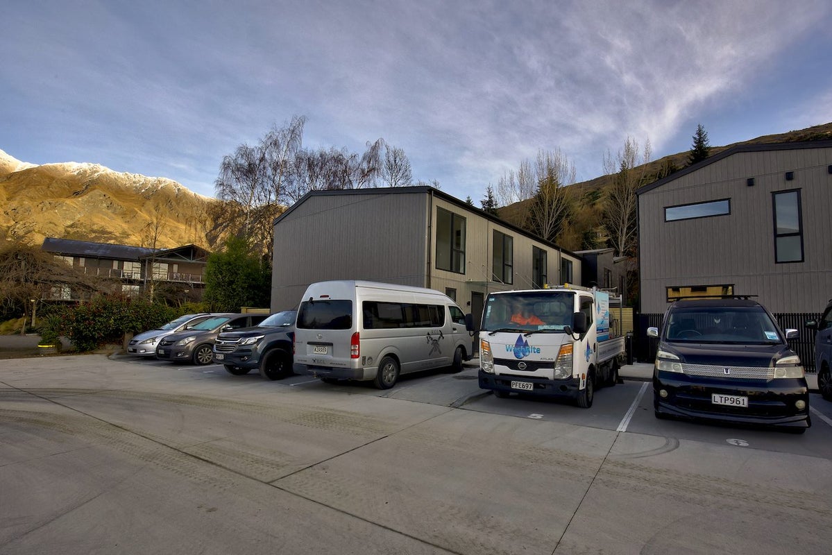 9/159 Arthurs Point Road, Arthurs Point, Queenstown - Carousel 14