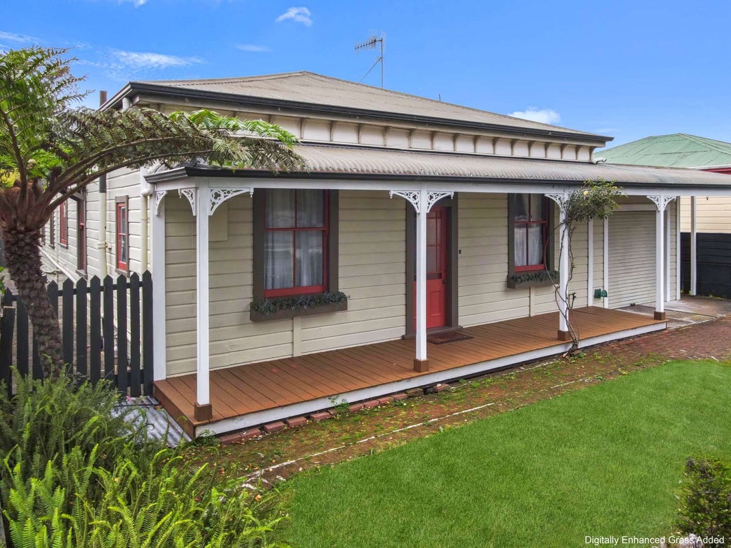 127 Linton Street, West End, Palmerston North - Carousel 1