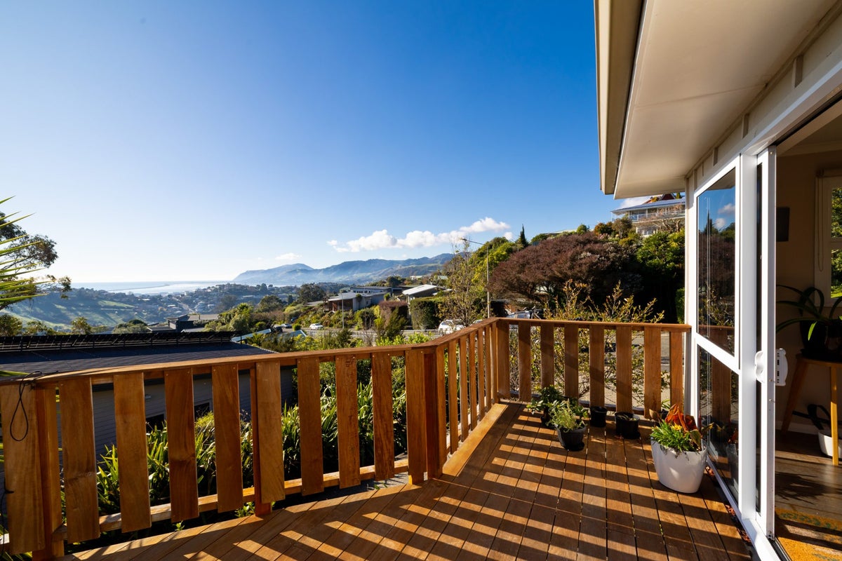 1 Laval Heights, Washington Valley, Nelson - Carousel 1