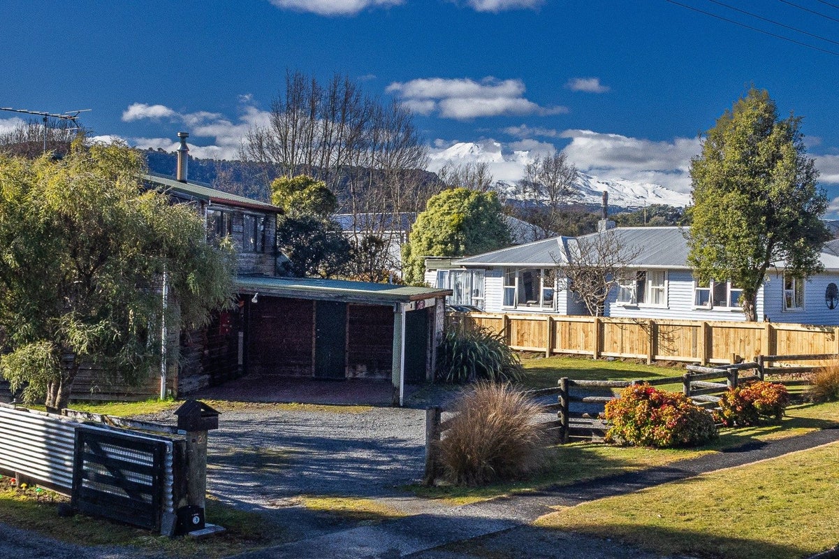 26 Moore Street, Ohakune, Ohakune - Carousel 26