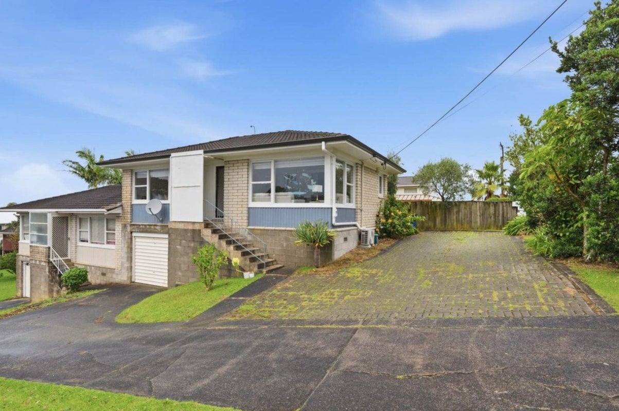 1/201 Forrest Hill Road, Forrest Hill, Auckland - Carousel 1