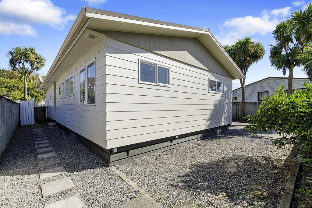 26 Harrison Crescent, Avalon, Lower Hutt - Carousel 17